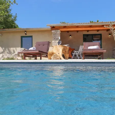 Villa Lorela Mit Privatem Pool Villa Žminj