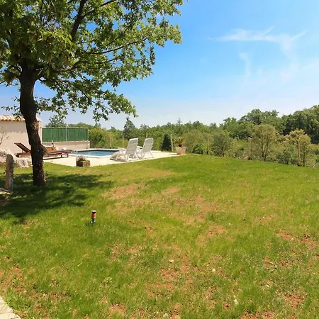 Villa Lorela Mit Privatem Pool * Žminj